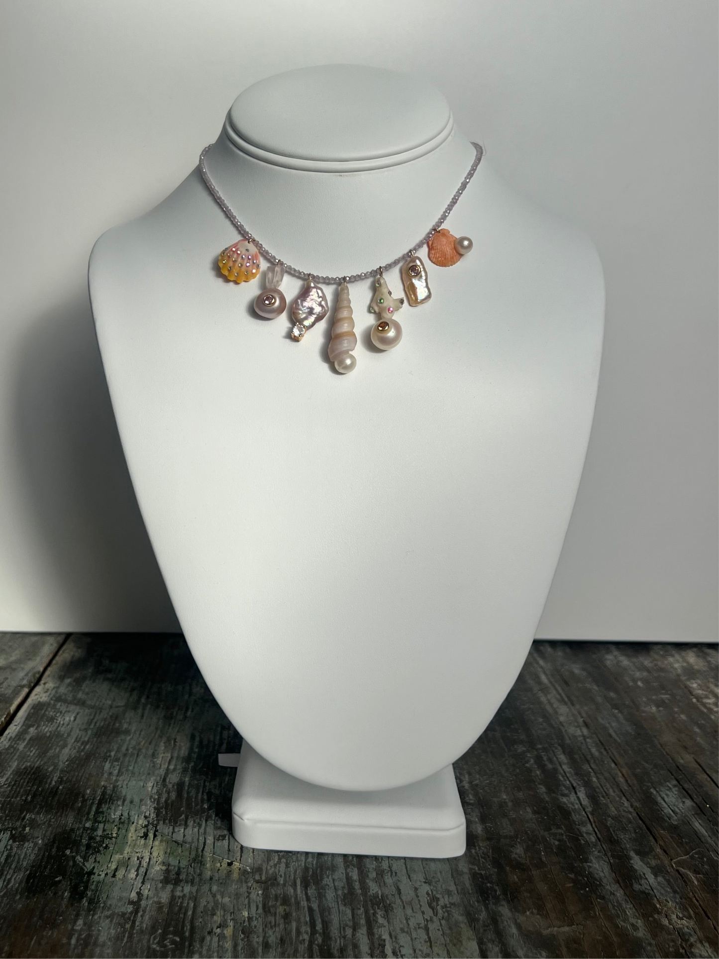 Shell and Pearl Charm Choker Necklace