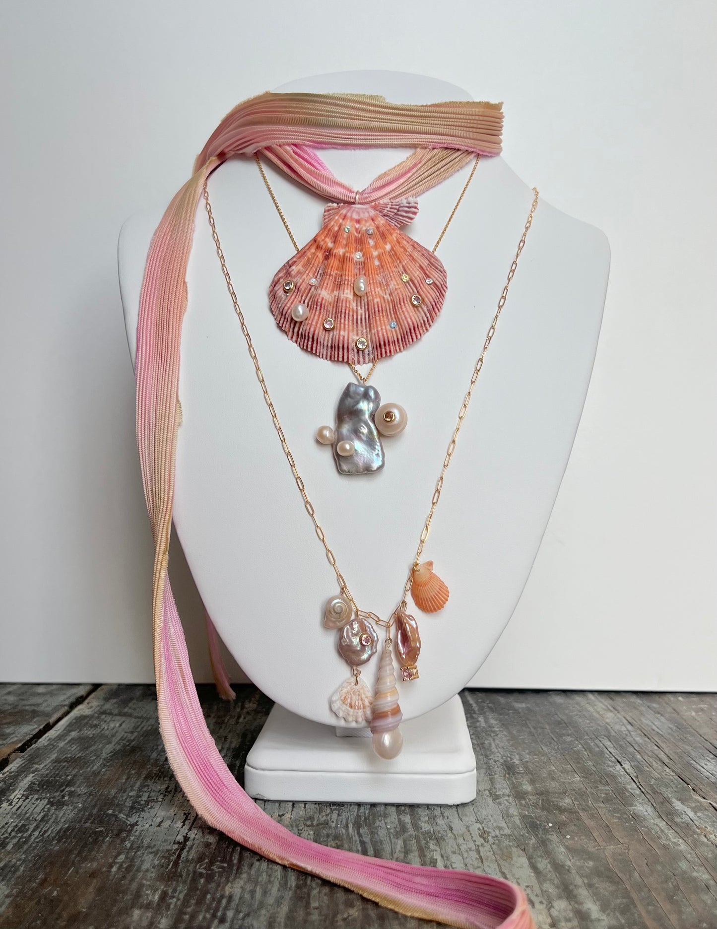 Bubble Pearl Pendant Necklace